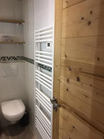 Lägenhet Studio Cabine A La Clusaz Avec Garage